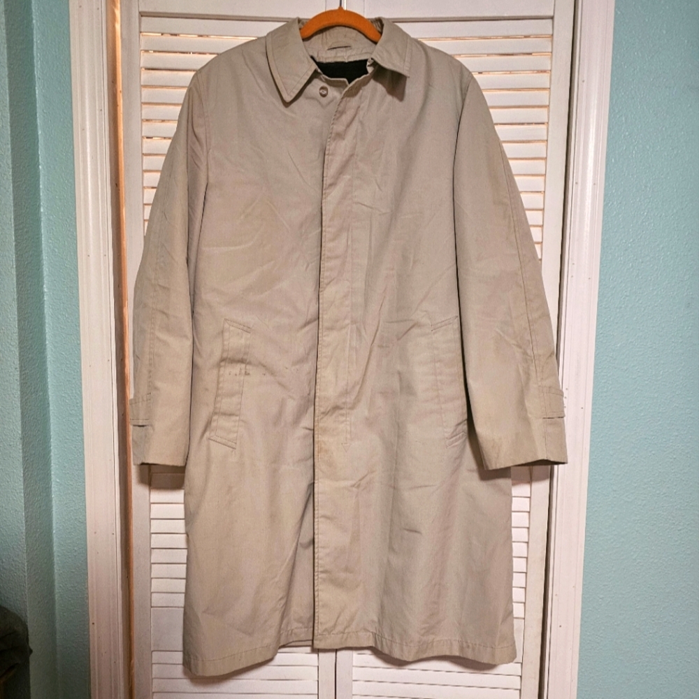 Men’s classic raincoat with removable fleece zipper lining size XL